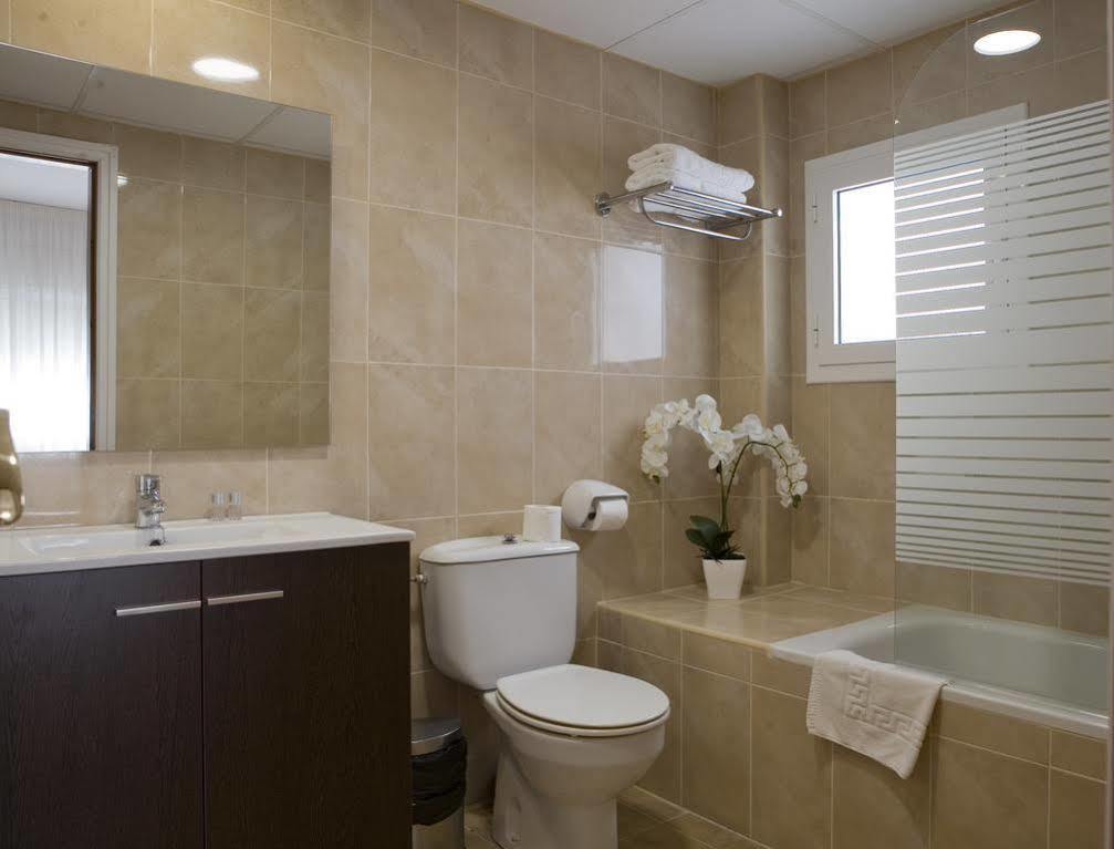 Hotel Tolosa Salou Buitenkant foto